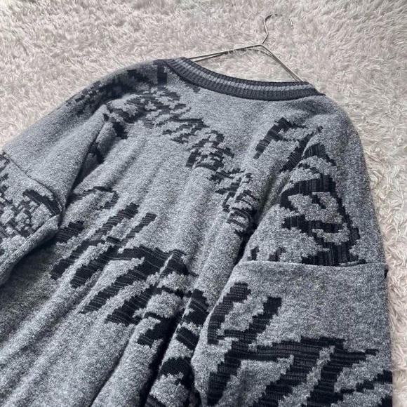 Vivienne Westwood RED LABEL FREEDOM FIGHTER Jacquard Oversized Cardigan - Picture 4 of 7